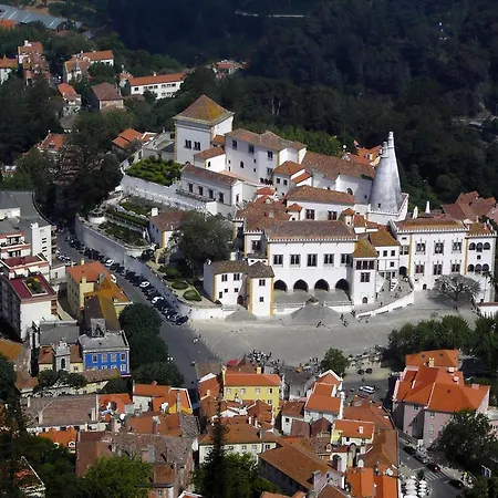 Estoril Villa *