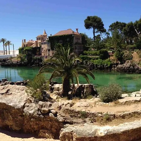 Estoril Villa *